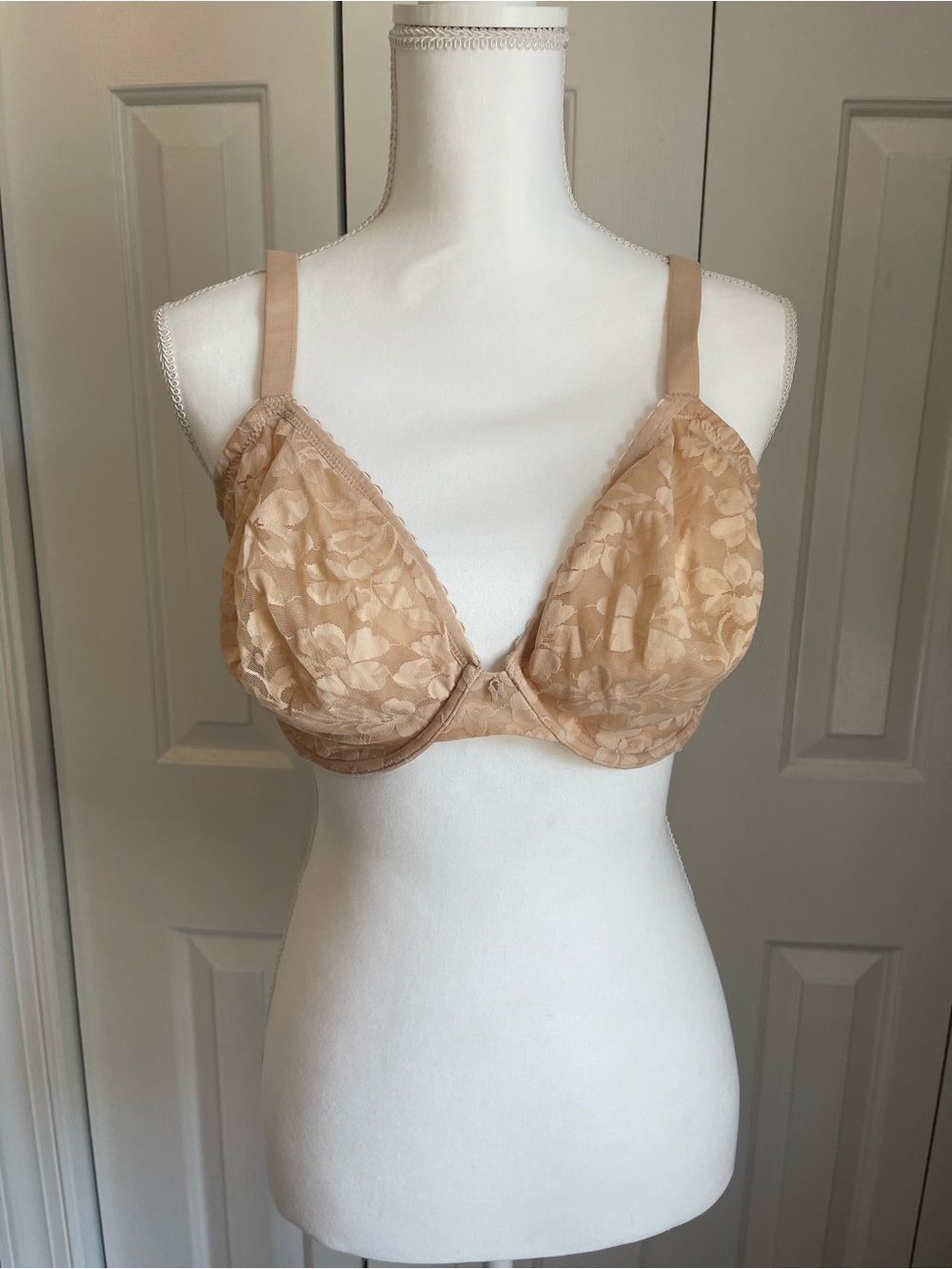 SavageXFenty Nude Unlined Floral Lace Underwire Bra